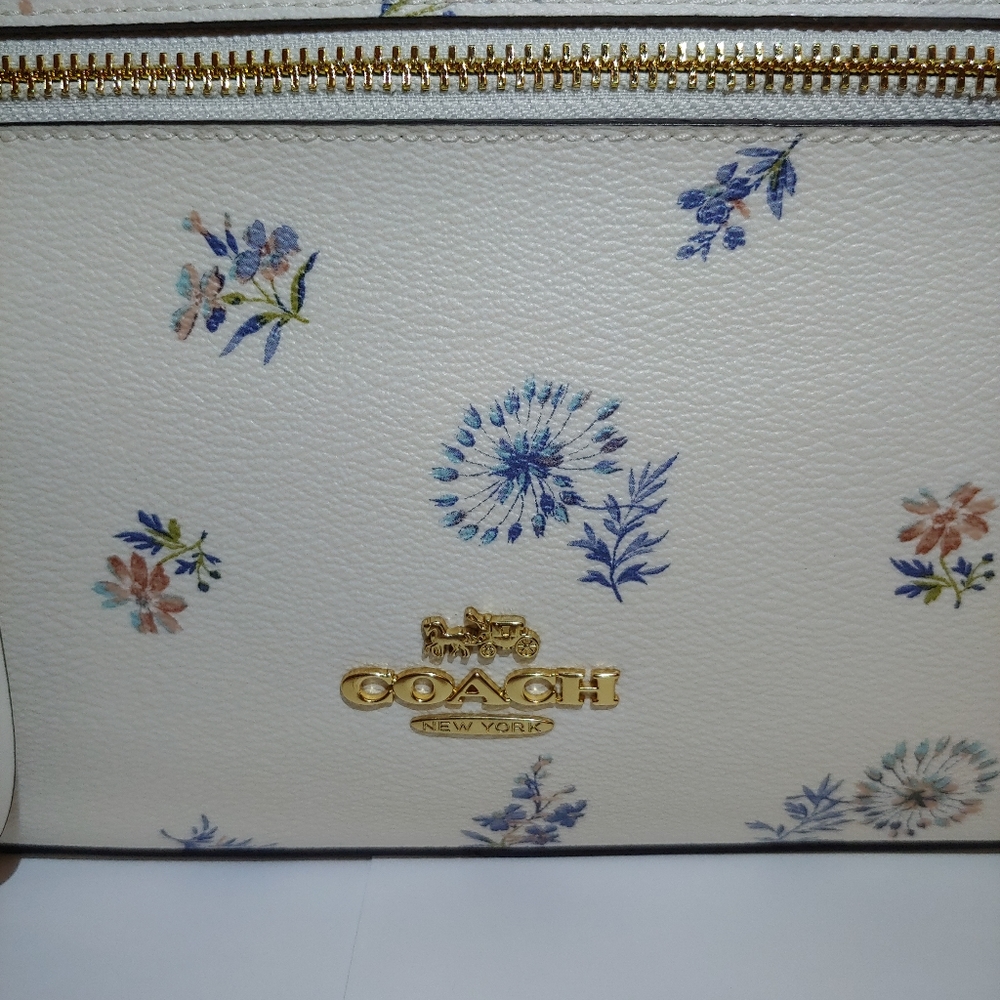 Coach Jordyn Backpack With Dandelion Floral Print - Picture 4 of 6